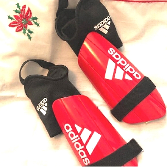 Adidas Red & Black Soccer Shin Guards (YM) - Picture 2 of 8